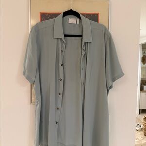 Men's Light Blue Short Sleeve Shirt